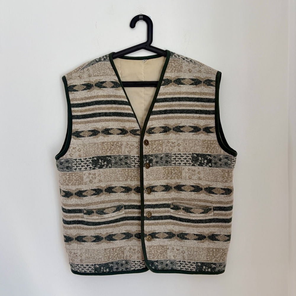 Vintage // patterned vest
